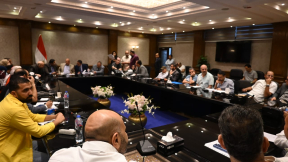 إقبال كثيف علي المزايدة الخاصة بحق الاستغلال الإعلاني للمساحات الإعلانية بمركز التنمية الشبابية الجزيرة "١"