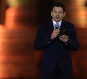 وزير الشباب والرياضة يهنىء الأهلى على  انطلاق العمل فى الاستاد ويؤكد الحلم أصبح حقيقة