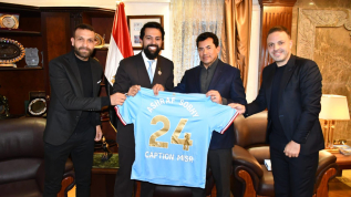 وزير الشباب والرياضة يلتقي الرئيس التنفيذي لشركة اعمار البريطانية للتطوير  لاستعراض تجربة لاعبين الكابيتانو  في مانشستر سيتي*