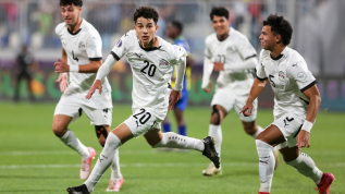 وزير الرياضة يؤازر منتخب مصر ويهنئهم بالتأهل لربع نهائي بطولة كأس الامم الافريقية للشباب