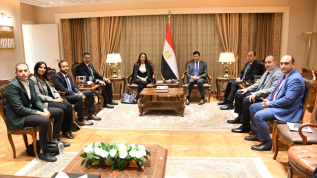 وزير الشباب يبحث مع مسؤولي شركة "أديداس" سبل التعاون المشترك