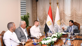 وزير الشباب والرياضة يبحث مع مسؤولي شركة ألمانية سُبل تسويق المعسكرات الرياضية بمدينة شرم الشيخ لوضعها على الخريطة العالمية