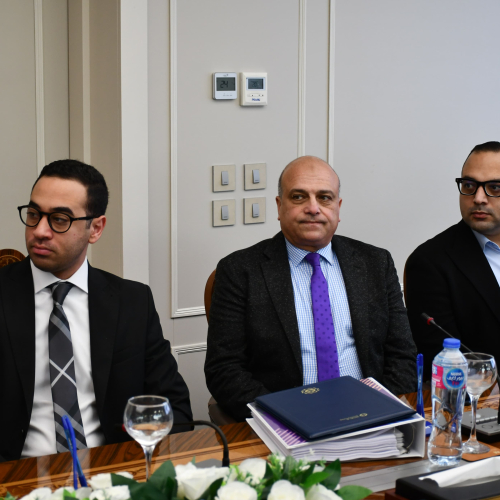 صبحى  يبحث مع شركة “دافون” الصينية التعاون في تنظيم الأحداث الرياضية وتعزيز الاستثمار الرياضي في مصر