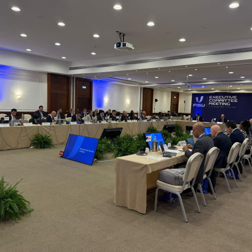 El Ministro de Juventud y Deportes participa en las reuniones del comité ejecutivo de la Federación Internacional de Deporte Universitario en Turín, Italia.