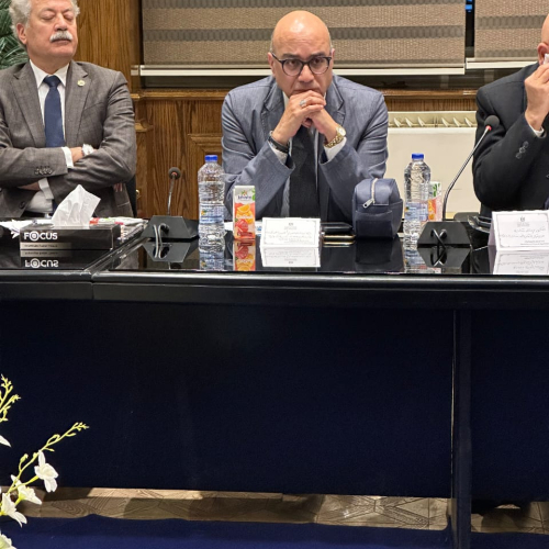 وزير الشباب والرياضة يشهد المائدة المستديرة الرابعة للبرنامج القومي لمواجهة الشائعات " تصدوا معنا "