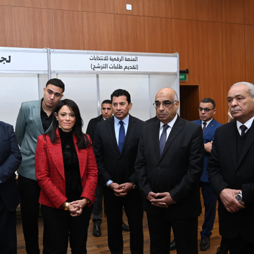 El Ministro de Juventud y Deportes asiste al lanzamiento del proyecto de votación electrónica, el programa de quejas y la medición del rendimiento en la Fiscalía Administrativa.