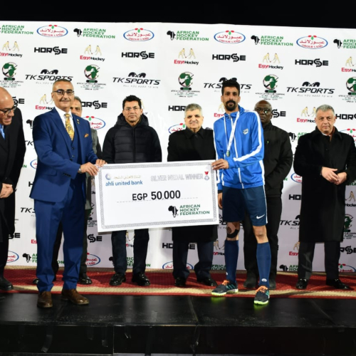 وزير الرياضة  يشهد تتويج نادي الشرقية للهوكي بالبطولة الأفريقية  للأندية
