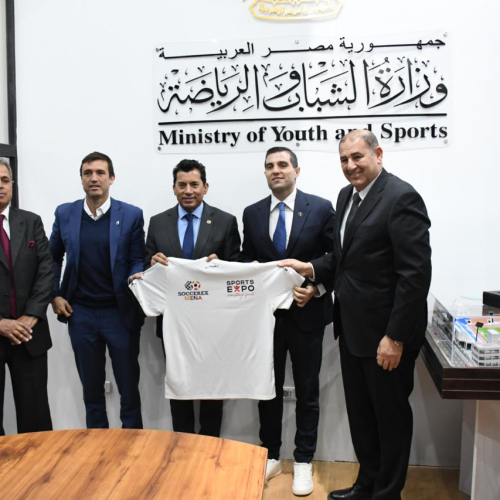وزير الشباب والرياضة يجتمع  مع الاتحاد الأرجنتيني لكرة القدم (AFA)