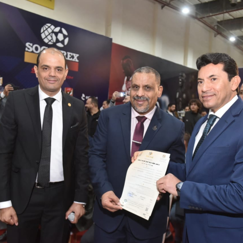 بالصور . . وزير الشباب والرياضة يدشن المنصه الوطنية الرياضية للخدمات الرقمية