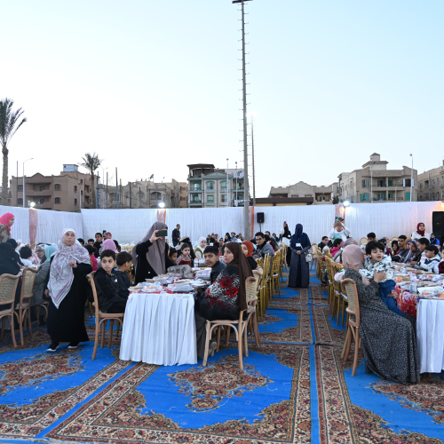 وزير الرياضة ومحافظ الجيزة يشاركان في مبادرة الإفطار الرمضاني لمراكز التخاطب وتنمية المهارات