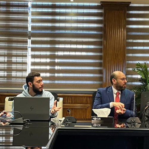 بالصور .. بحث سُبل تعزيز التصويت الالكترونى  لبرلمان الطلائع بالتعاون مع النيابة الإدارية ووزارة التخطيط*