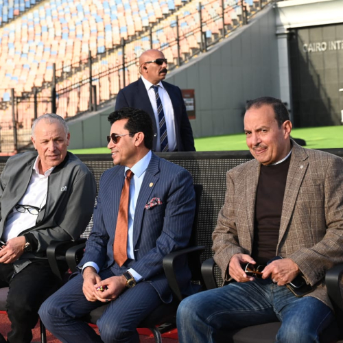 وزير الشباب والرياضة يشهد المران الأخير لمنتخب مصر قبل السفر إلى المغرب لمواجهة إثيوبيا في تصفيات كأس العالم