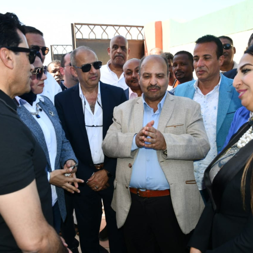 وزير الشباب والرياضة يتفقد تنفيذ فعاليات القوافل التعليمية والتنويرية بمدرسة سعد أبو ريده بشلاتين