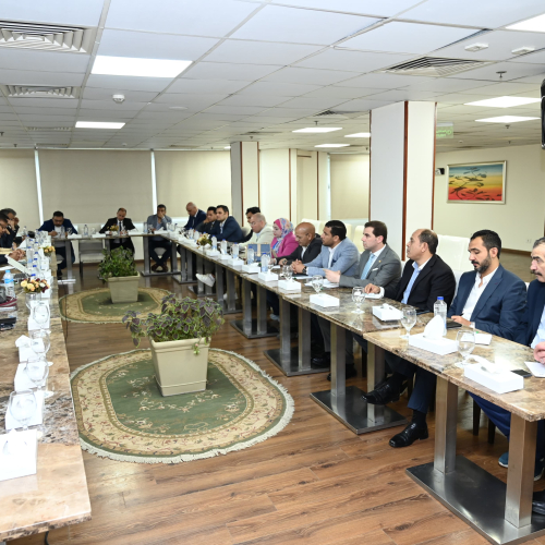 وزير الشباب والرياضة يناقش مستقبل الرياضة المصرية مع رؤساء التحرير في ضوء توجيهات الرئيس السيسي