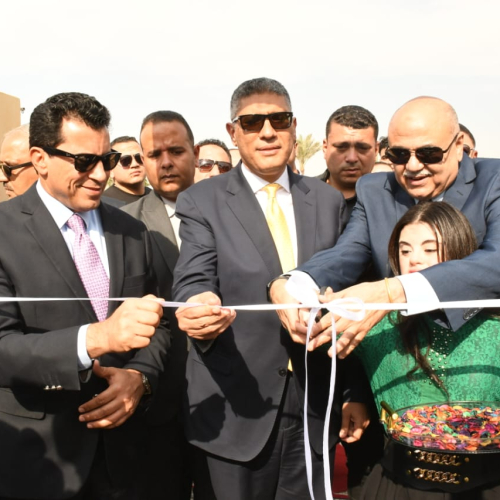 وزير الشباب ومحافظ الجيزة يفتتحان منشآت رياضية جديدة بنادي حدائق الأهرام