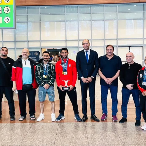 وزير الرياضة يهنيء لاعبي المنتخب القومي للجمباز بعد حصولهم علي خمس ميداليات متنوعة