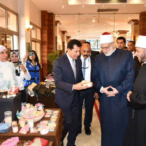 وزيرا الشباب والأوقاف ووكيل الأزهر يشهدون لقاءً حواريًا حول تعزيز الهوية الوطنية
