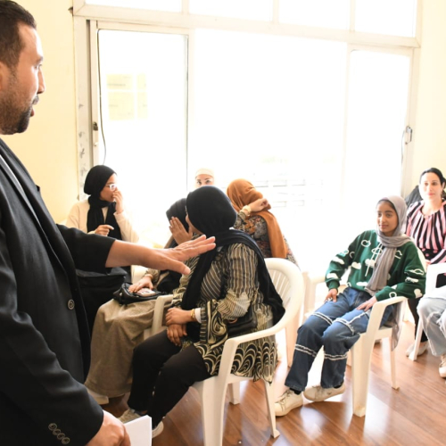 وزير الشباب ومحافظ بني سويف يتفقدون الأنشطة والمشروعات داخل مركز التنمية الشبابية