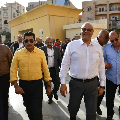 وزير الشباب والرياضة ومحافظ القليوبية يتفقدان مركز التنمية الشبابية بالعبور ويعلنان افتتاح الملعب الرئيسي