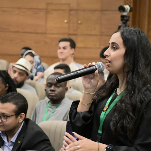 البابا تواضروس الثاني يستقبل وفود منحة ناصر للقيادة الدولية العامة في زيارتهم للكاتدرائية المرقسية بالعباسية