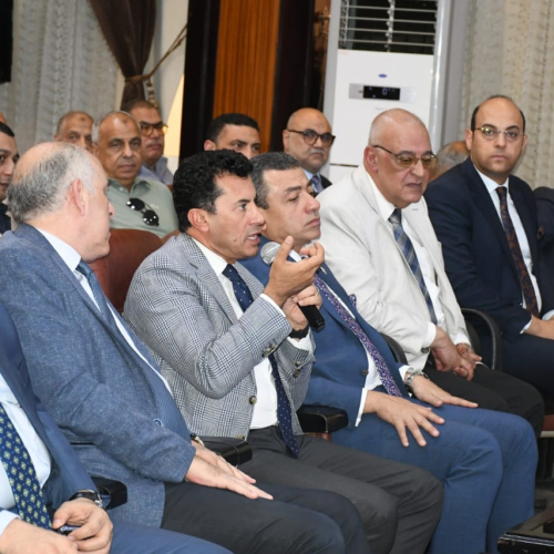 وزير الشباب والرياضة يشهد اللقاء التعريفي للانتخابات الإلكترونية للهيئات الرياضية