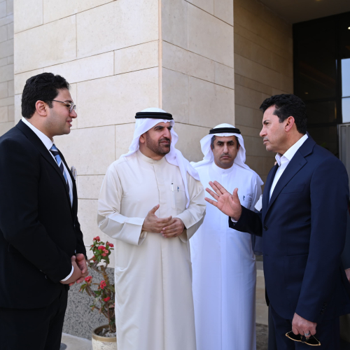 وزير الشباب والرياضة يلتقي المدير التنفيذي لمؤسسة محمد بن راشد آل مكتوم للمعرفة