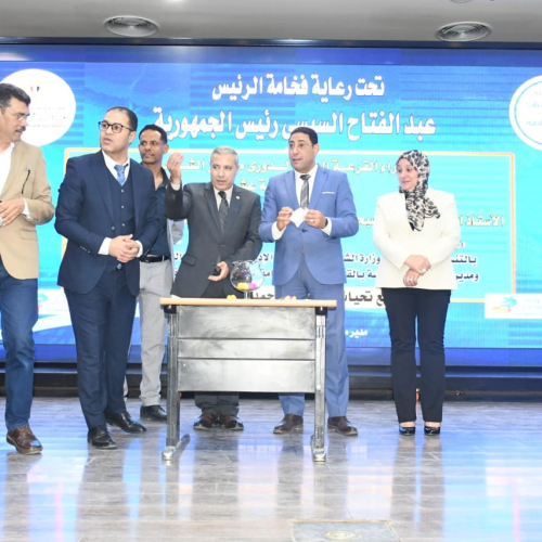 وزير الشباب والرياضة يشهد مراسم اجراء دوري مراكز الشباب بمحافظة القاهرة