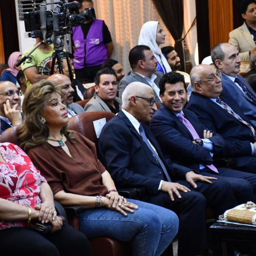 وزير الشباب يشهد ختام الموسم الثانى عشر للبرامج الاذاعيه