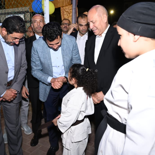 وزير الشباب  ومحافظ القاهرة يفتتحان عدداً من المجمعات الرياضية المتطورة بنظام حق الانتفاع في مناطق الأندلس والبستان وزهرة العاصمة
