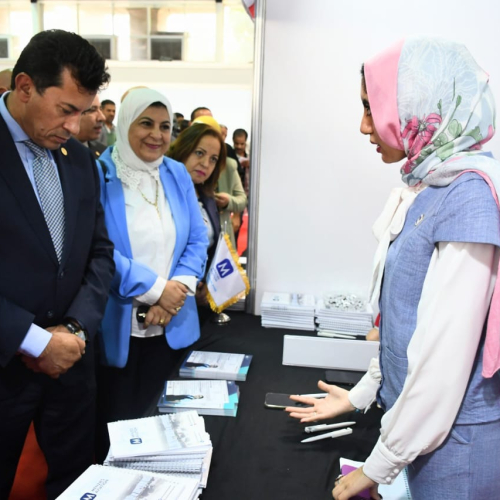 وزير الشباب يفتتح ملتقي " توظيف مصر