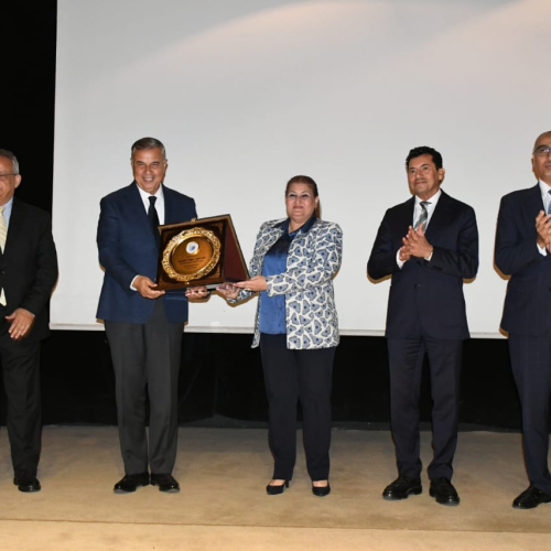وزير الشباب والرياضة ومحافظ الإسكندرية يشهدان انطلاق شعلة اليوم الرياضي العربي الأول وندوة ثقافية بمكتبة الإسكندرية