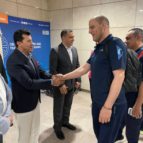 بالصور .. وزير الشباب والرياضة يستقبل أبطال منتخب الكرة الطائرة البارالمبي بعد التتويج ببطولة إفريقيا