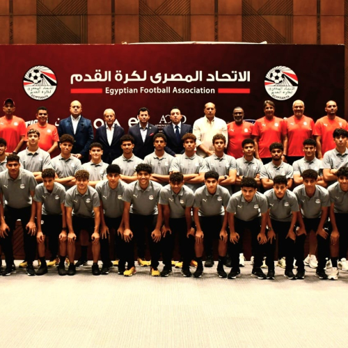 وزير الشباب والرياضة يزور معسكر منتخب ١٧ سنة ويطمئن على استعداداته لكأس العالم