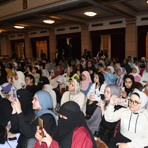 وزير الشباب والرياضة يشهد افتتاح النسخة الرابعة من "ملتقى شباب المعرفة" بجامعة القاهرة