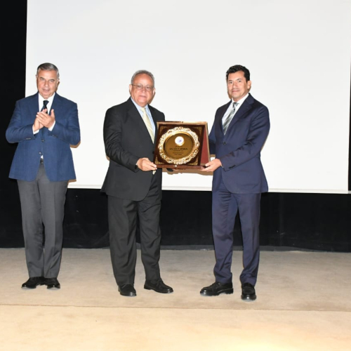 وزير الشباب والرياضة ومحافظ الإسكندرية يشهدان انطلاق شعلة اليوم الرياضي العربي الأول وندوة ثقافية بمكتبة الإسكندرية