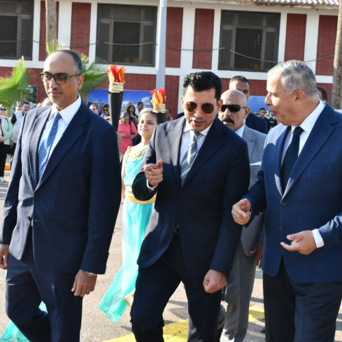 وزير الشباب والرياضة ومحافظ الإسكندرية يشهدان انطلاق شعلة اليوم الرياضي العربي الأول وندوة ثقافية بمكتبة الإسكندرية