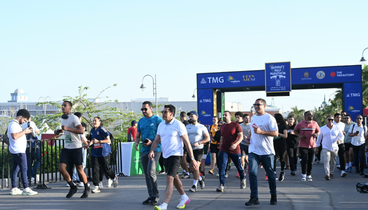 بمشاركة 2000 متسابق من 60 جنسية... وزير الشباب والرياضة يشارك في النسخة الخامسة من نصف ماراثون مدينتي