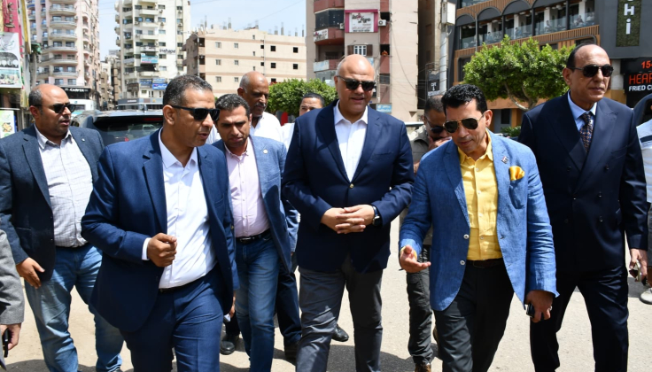 وزير الشباب والرياضة ومحافظ القليوبية يفتتحان أعمال تطوير نادي بنها الرياضي