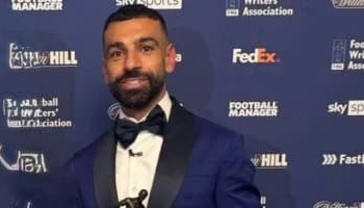 وزير الرياضة يهنئ محمد صلاح بفوزه بجائزة أفضل لاعب في الدوري الإنجليزي من رابطة كتاب كرة القدم