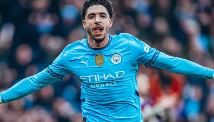 وزير الرياضة يهنئ النجم المصري عمر مرموش لفوزه بجائزة أفضل هدف في الدوري الإنجليزي