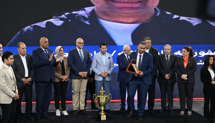 وزير الرياضة ومحافظ القليوبية يشهدان نهائي دوري مراكز الشباب لكرة اليد