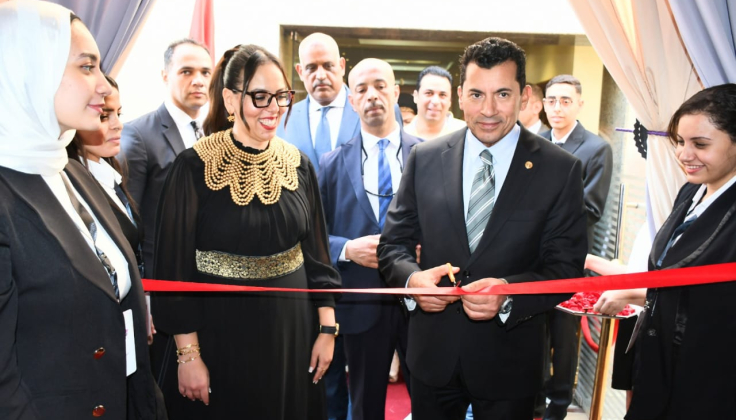 وزير الشباب والرياضة يفتتح المقر الدائم لمكتب "فن إدارة الحياة" بالجزيرة ويشهد توقيع 4 بروتوكولات تعاون
