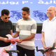 وزير الرياضة يُكرم الشاب هاني خالد عامل الدليفري ويمنحه دراجة هوائية