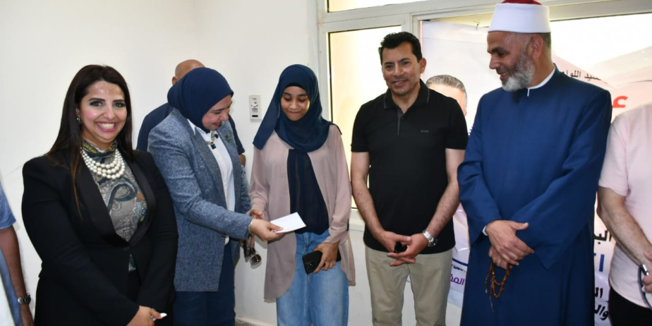 وزير الشباب والرياضة يتفقد المنشآت داخل نادي شلاتين ويشهد الندوة الدينية التثقيفية