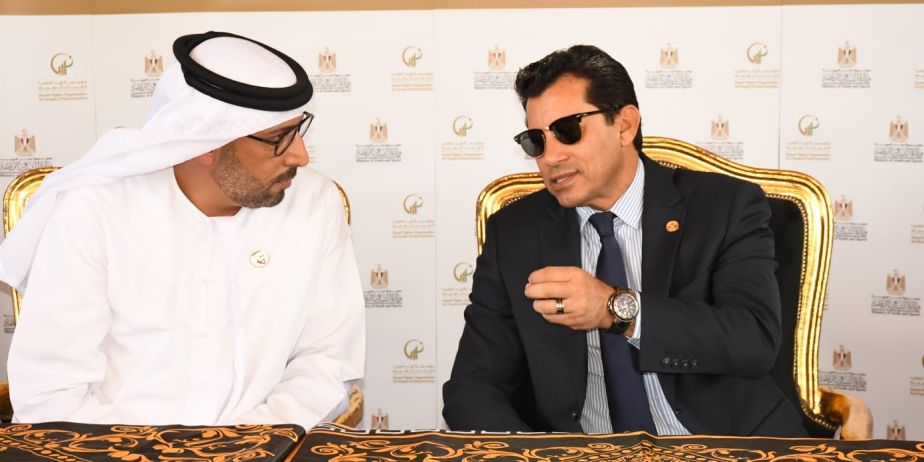 وزير الشباب والرياضة ومسؤولي مؤسسة زايد العليا لذوي الهمم... يشهدون انطلاق قافلة زايد الخيرية وتوقيع بروتوكول تعاون بين الطرفين
