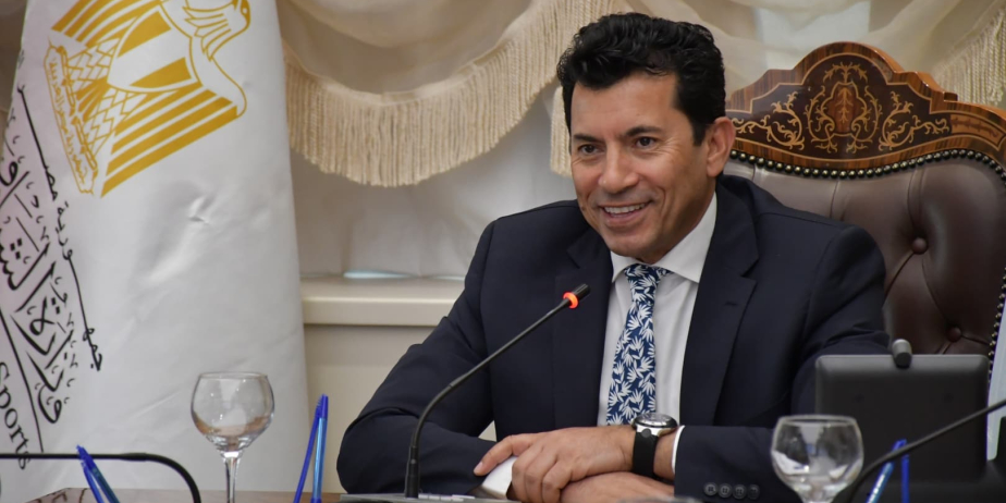 وزير الرياضة يوافق علي أعمال تطوير الصالة المغطاة بالعريش والغردقة وإنشاء وتجديد ملعبين اكليريك بالغردقة وقلين