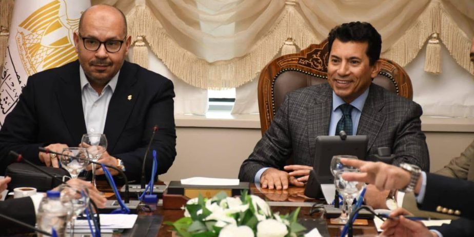 وزير الشباب والرياضة يشيد بدور اللجنة الأولمبية المصرية في إنجاز تعديلات قانون الرياضة
