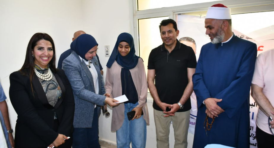 وزير الشباب والرياضة يتفقد المنشآت داخل نادي شلاتين ويشهد الندوة الدينية التثقيفية