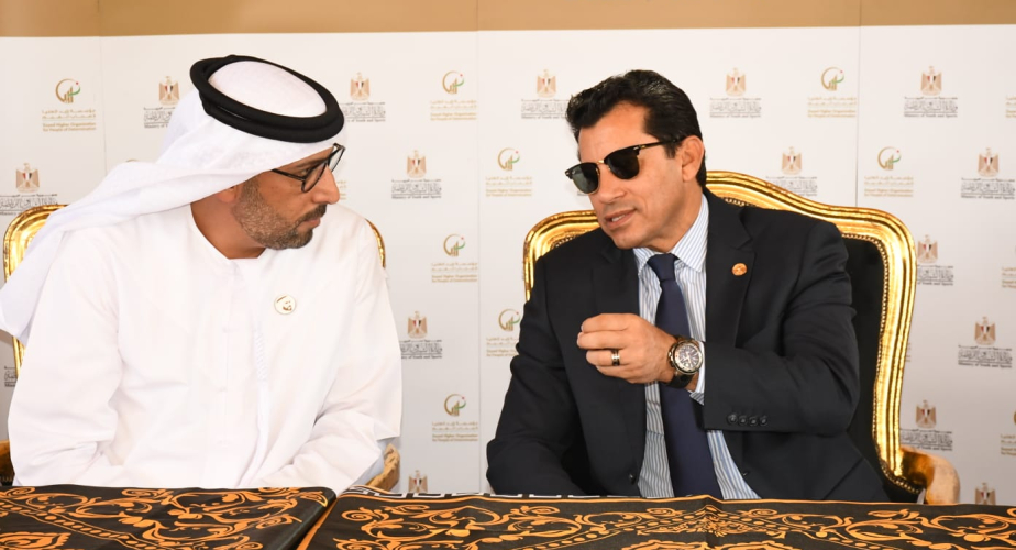وزير الشباب والرياضة ومسؤولي مؤسسة زايد العليا لذوي الهمم... يشهدون انطلاق قافلة زايد الخيرية وتوقيع بروتوكول تعاون بين الطرفين
