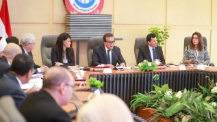 نائب رئيس مجلس الوزراء  يترأس اجتماع المجموعة الوزارية للتنمية البشرية لمناقشة عدداً من المحاور المشتركة